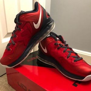 MAX LEBRON 11 LOW "INDEPENDENCE DAY"